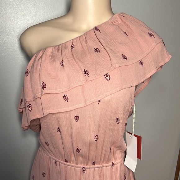 3/$15 Mossimo One Shoulder Ruffle Pink Mauve Rayon Dress - Picture 2 of 7
